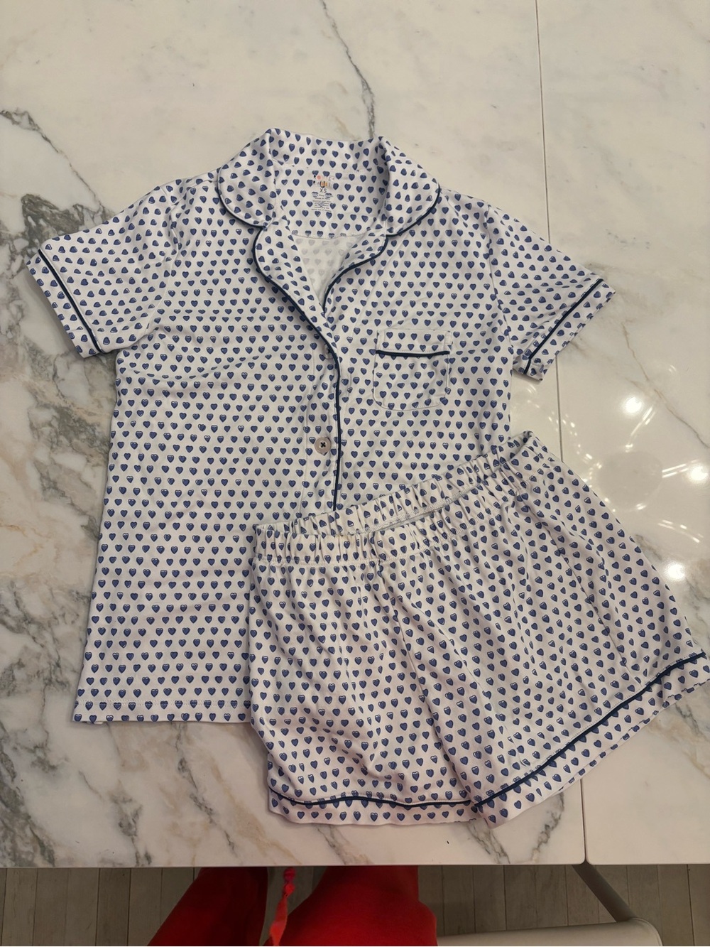 Roller Rabbit White Short Pajama Set with Navy Heart Print
